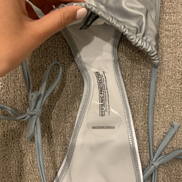 Reflective bikini - Picture 4 of 5